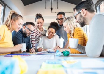 DINAMIZACIÓN, PROGRAMACIÓN Y DESARROLLO DE ACCIONES CULTURALES